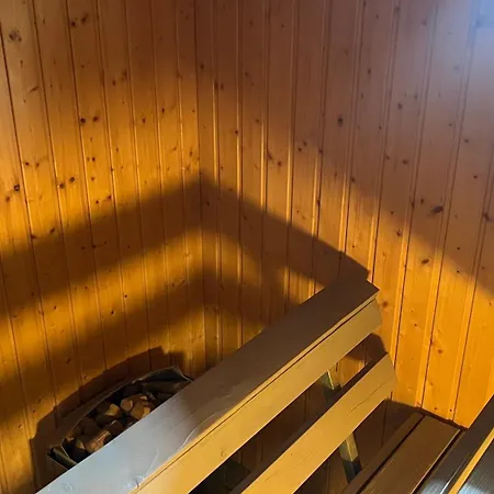 Kallio-orava With Jacuzzi Apartment
